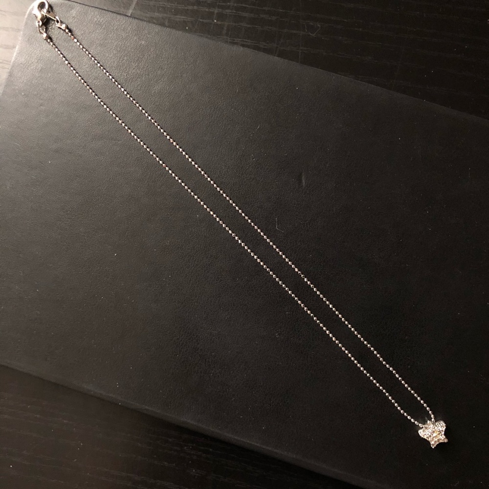 NWOT Silver Crystal Star Pendant Necklace
